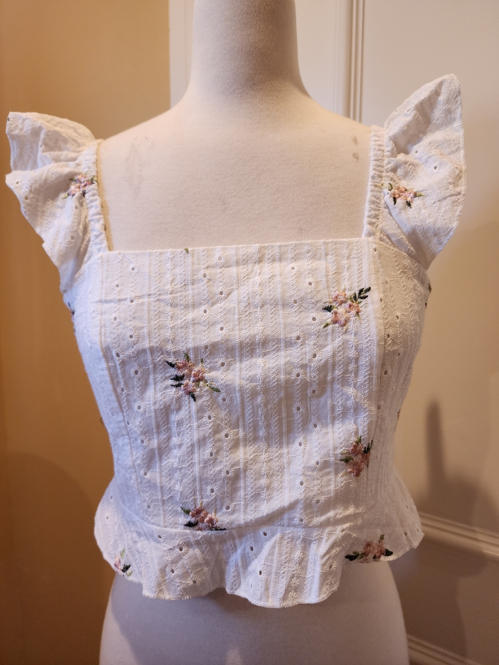 White Embroidered Ruffle Sleeve Crop Top 100% Cotton